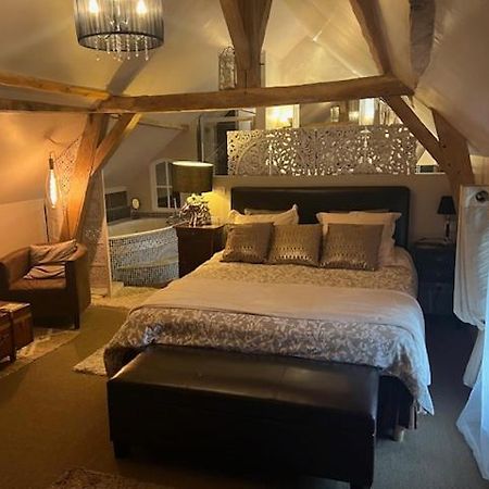 La Bergerie Des Anges Hotell Le Bignon-Mirabeau Exteriör bild